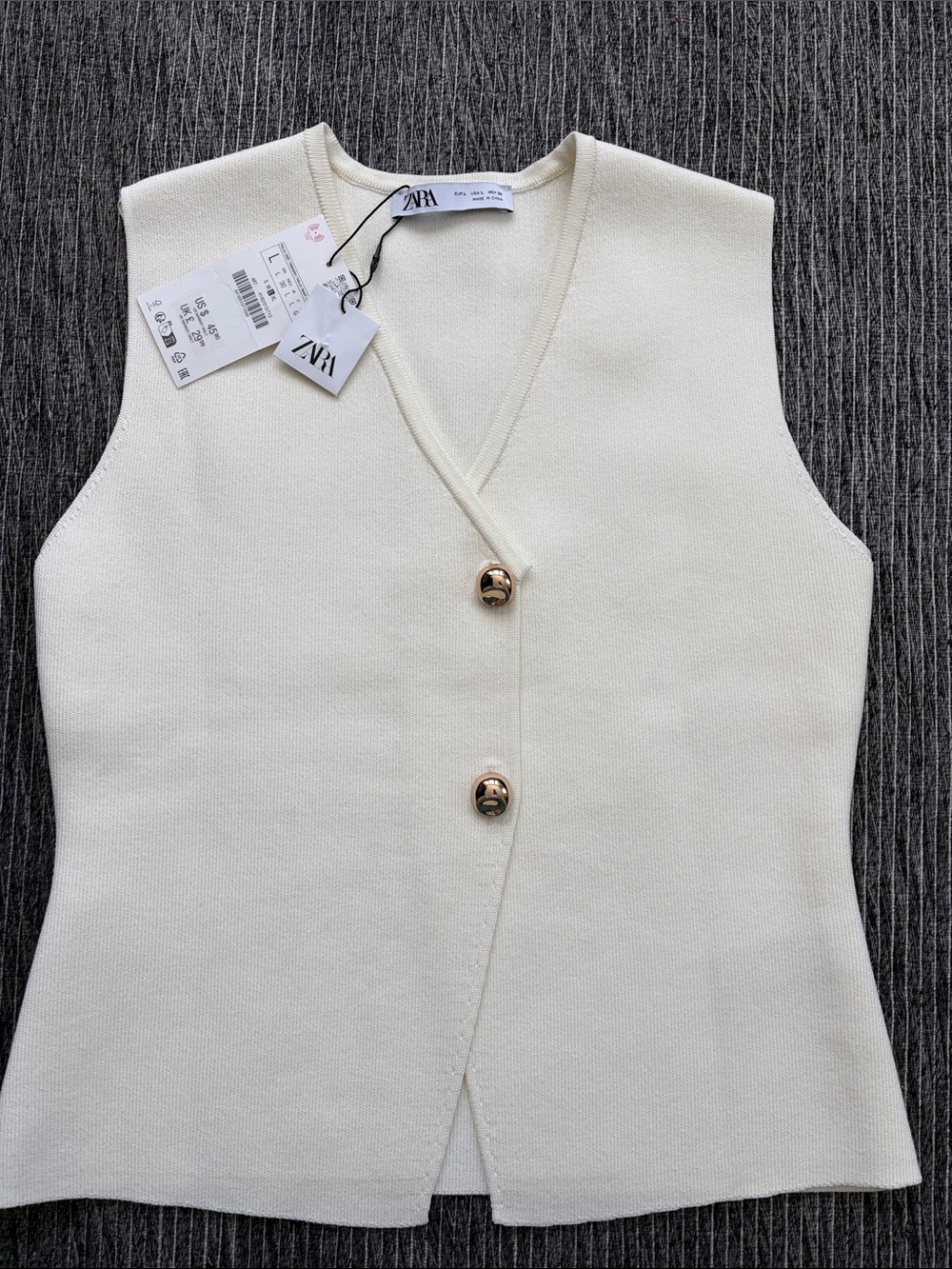 NWT! Zara Cream Sleeveless Knit Vest with Gold Buttons